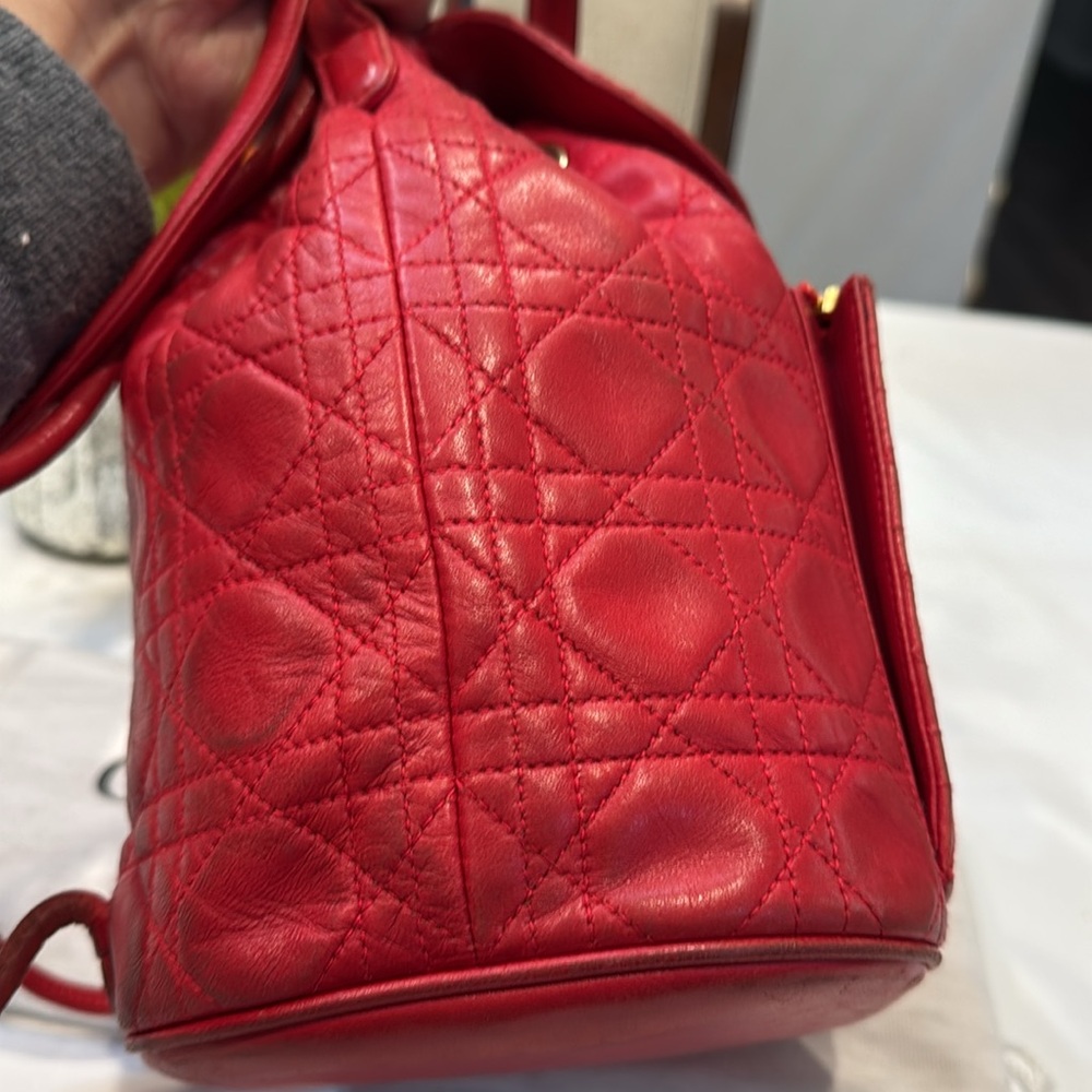 Dior Red Cannage Quilted Backpack/Bucket Handbag - Picture 5 of 17